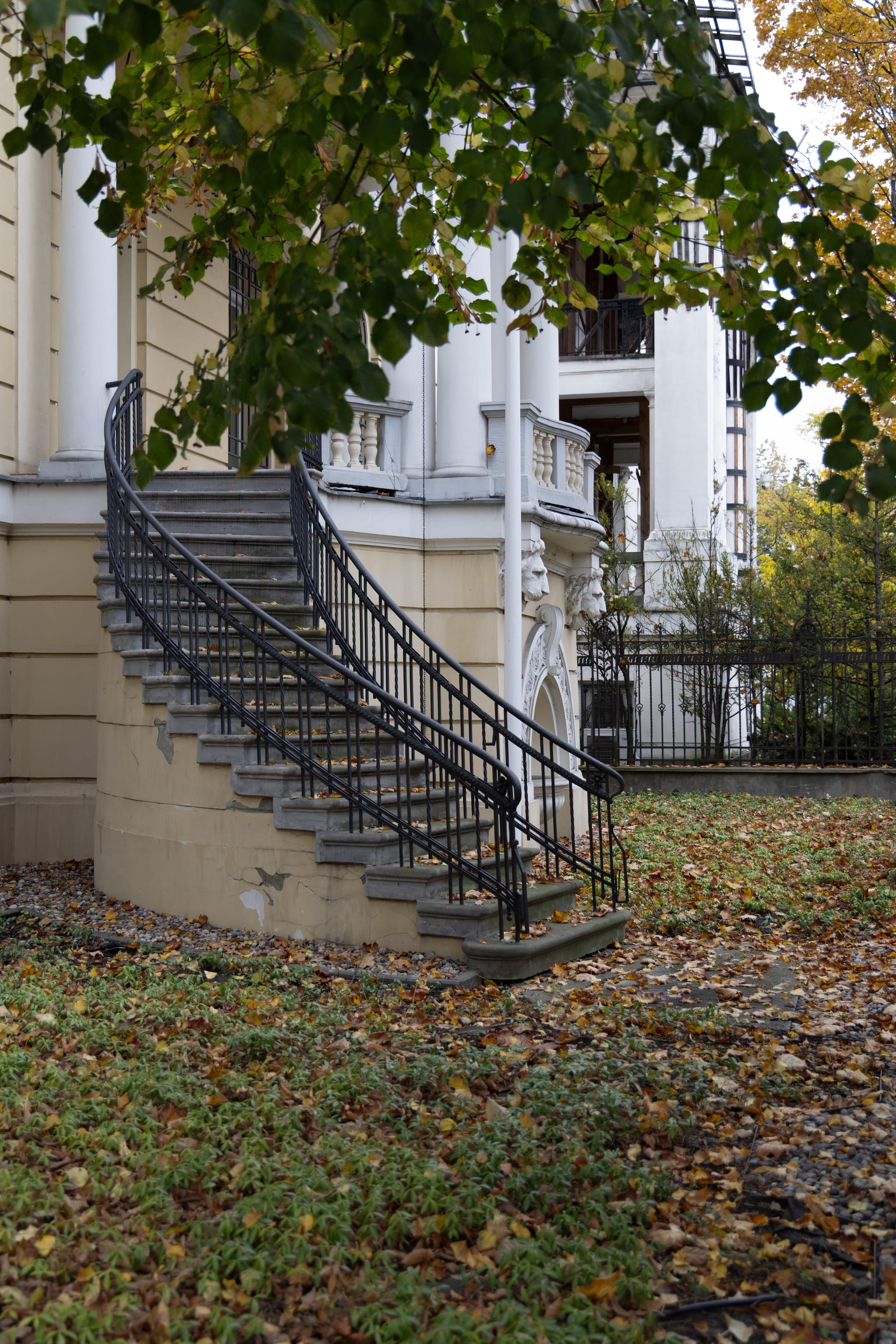 pomysły na weekend w Warszawie, warsaw guide, warszawski przewodnik, discover warsaw, warsaw architecture, architektura Warszawy, warszawa śródmieście, ulice warszawy, warsaw travel, villa in warsaw